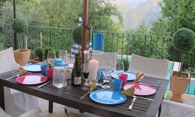 Casoli House | Beautiful, modern house with pool and amazing views of the mountains