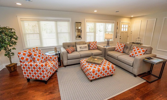 The Old Commons House | Beautiful, Modern Getaway in Historic Downtown Beaufort