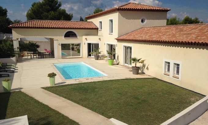 Marignane Villa | Beautiful modern Villa of 300 m2 in calm with swimming pool. Ideal Great Family