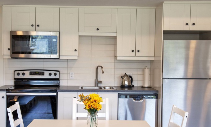 Coleman House | Beautiful Mountain View Rental
