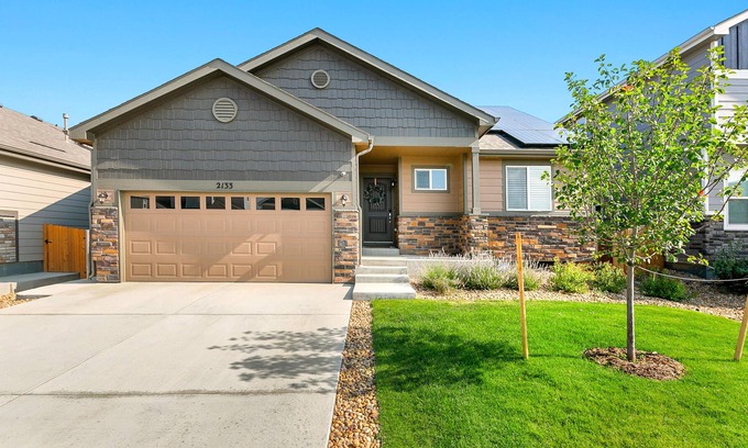 Longmont House | Beautiful Mountain-View New Build with Gym & Office - Central to DIA & RMNP