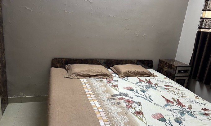 Kandivali Apartment | Beautiful neat and clean place .nBeautiful green view with naturen