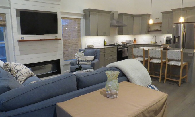 North Eastham House | Beautiful New Condo with Private Heated Plunge Pool