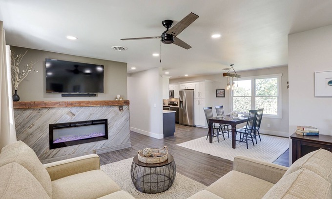 New Haven House | Beautiful New Haven Home on Spacious Working Farm!