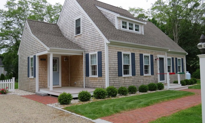 North Eastham House | Beautiful New Home with Central Air Near Kingsbury Beach