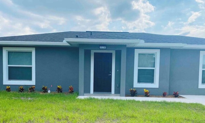 Punta Gorda House | Beautiful newly built home in Punta Gorda, FL
