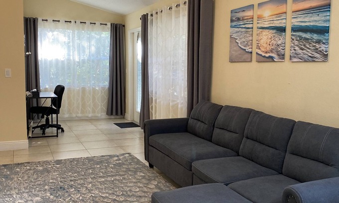 Villas Apartment | Beautiful newly remodeled apartment 2004