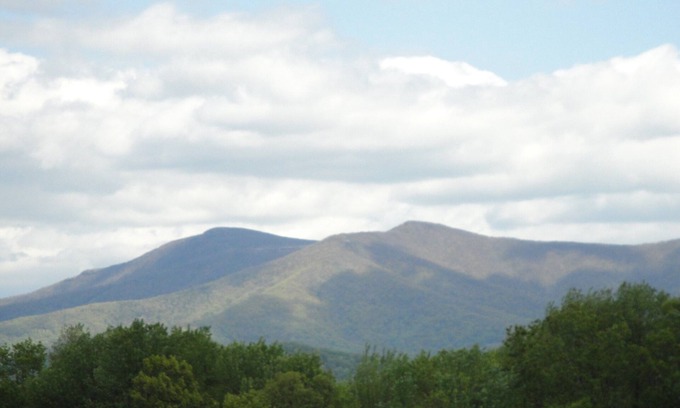 Stanley Other | Beautiful Newly Renovated Farmhouse with Great Mountain Views