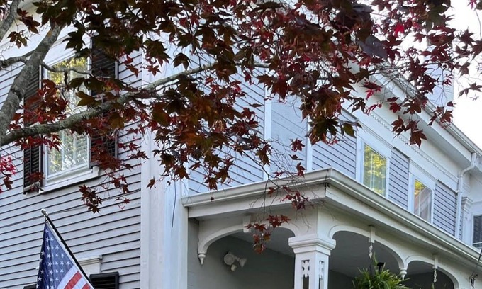 Yarmouth Port Apartment | Beautiful, newly updated apartment in an antique home on Historic 6 A