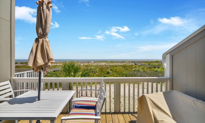 Oceanmarsh Subdivision Condo | Beautiful Ocean Front Condo with Expansive View