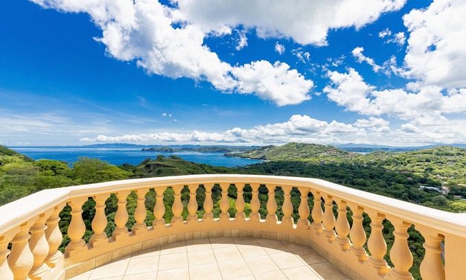 Playa Hermosa Condo | Beautiful Ocean View Penthouse 2 bedroom 2.5 bathroom - Casa Q