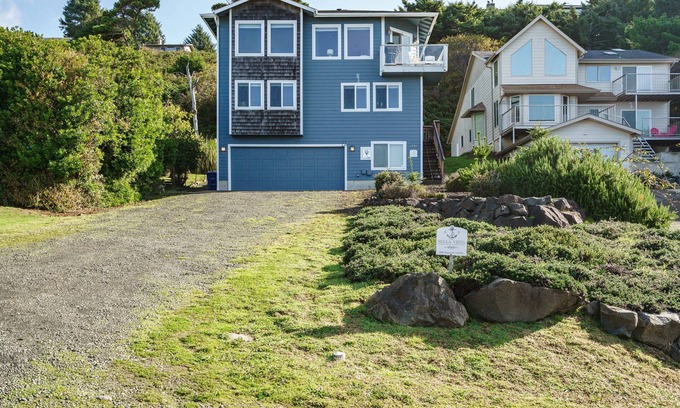 Roads End House | Beautiful Ocean Views From All Three Levels!