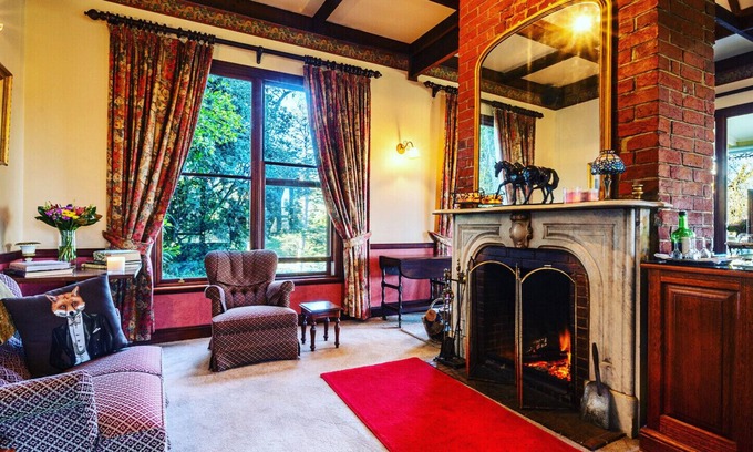 Millbrook House | Beautiful Old World Adelaide Hills Lodge