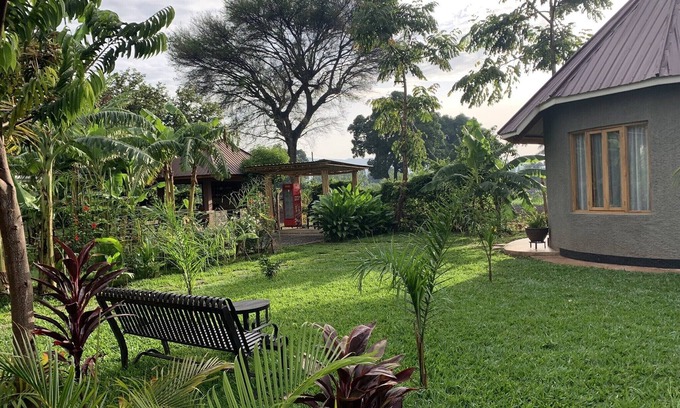 Moshi Hotel | Beautiful, peaceful place to stay