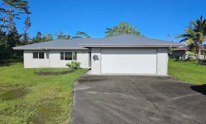 Keaau House | Beautiful Paradise Park Hale