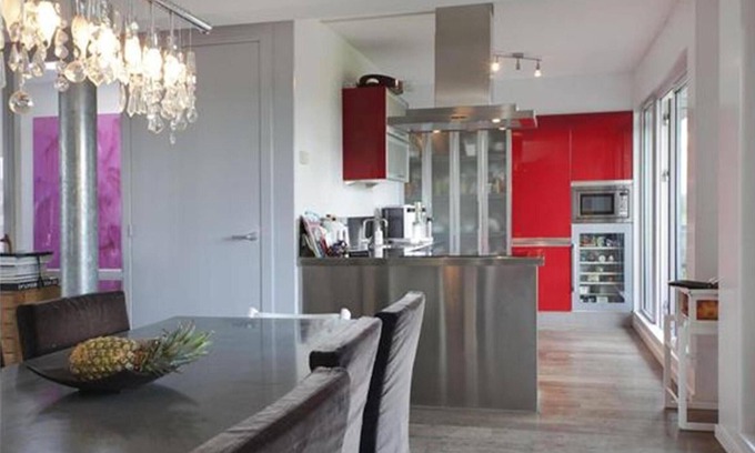 De Pijp Apartment | Beautiful penthouse double floor with roofterras in the PIJP area