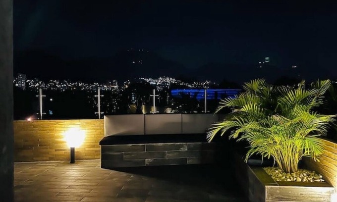Campin Apartment | Beautiful Penthouse Movistar Arena