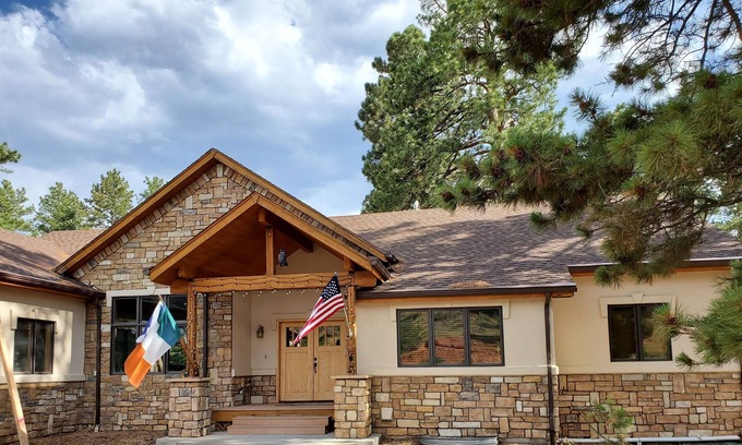 Perry Park Cabin | Beautiful Perry Park Cabin