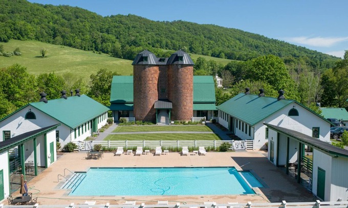 Valley Springs House | Beautiful Pet-Friendly Home with Breathtaking mountain views and WiFi