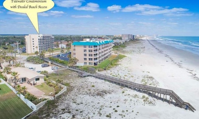 Ponce Inlet Condo | Beautiful Ponce Inlet 2bd Condo. 100 Yards to the Beach! Beach supplies/bikes.