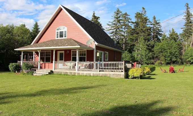Stanley Bridge Cottage | Beautiful Private Cottage Just Minutes from Cavendish
