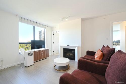 Coquitlam Apartment | Beautiful Private Condo Unit, 1 parking space