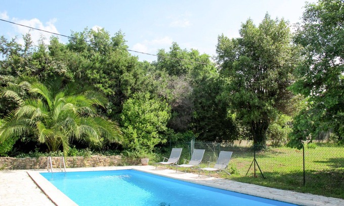 Bagnols-en-Foret House | Beautiful private villa for 6 people with WIFI, private pool, TV, terrace and pets allowed