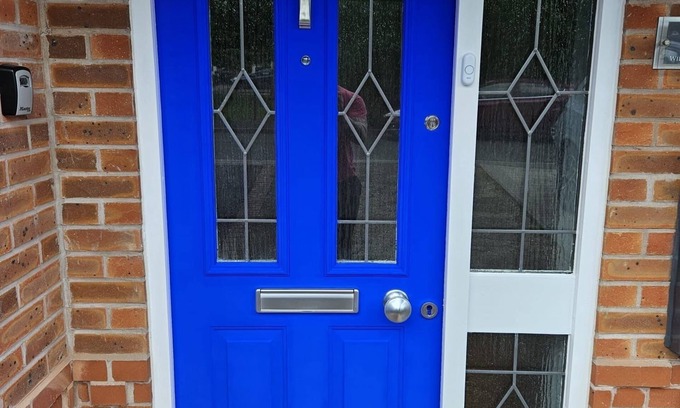 Warwick Apartment | Beautiful, private, garden room . Great location and off street parking.
