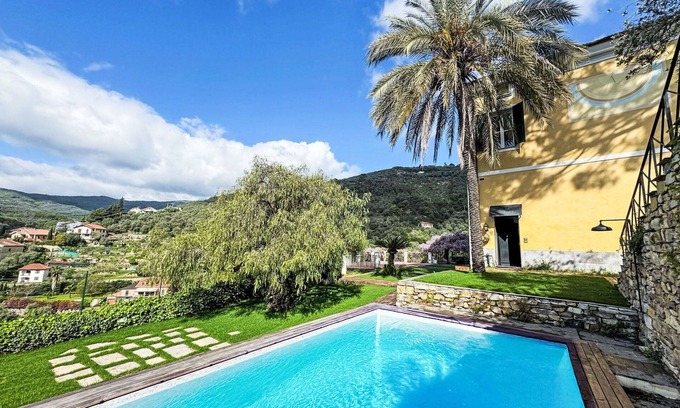 Pontedassio Villa | Beautiful private villa for 8 people with private pool, A/C, WIFI, patio, panoramic view and par.