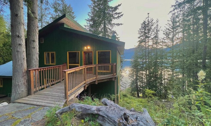 Riondel House | Beautiful Private Lakefront Home