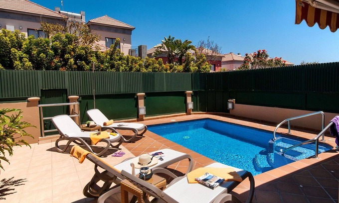 Meloneras Villa | Beautiful private villa for 8 guests with WIFI, private pool, A/C, TV, patio and pets allowed