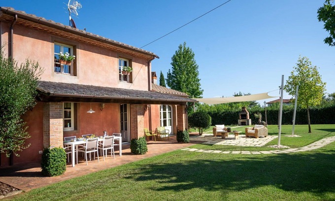 Castelvecchio Villa | Beautiful private villa with private pool, A/C, WIFI, TV, veranda and parking, close to Lucca
