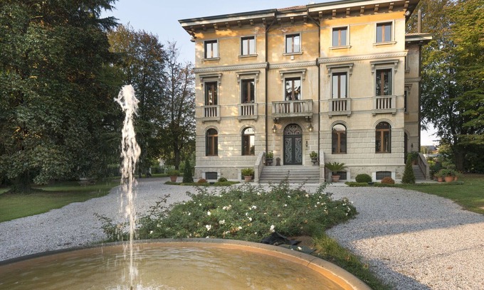 Saonara Villa | Beautiful private villa for 17 guests with WIFI, A/C, TV and terrace, close to Padua