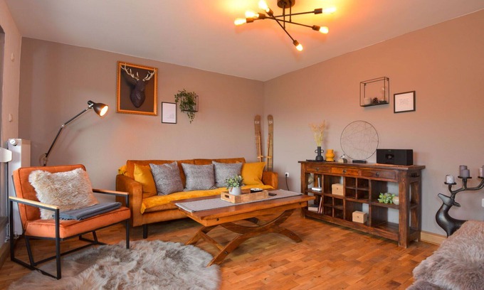 Goldlauter House | Beautiful private villa for 4 people with WIFI, TV, terrace, pets allowed and parking