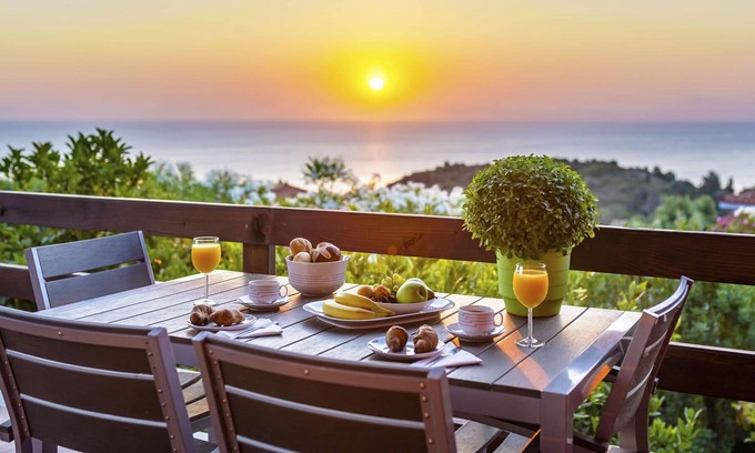 Samos Town Villa | Beautiful private villa with A/C, private pool, WIFI, TV, terrace, panoramic view and parking