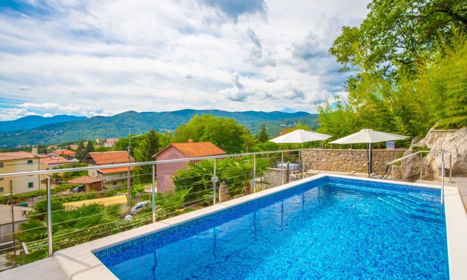 Trinajstici House | Beautiful private villa for 2 guests with WIFI, pool, A/C, TV, terrace and parking