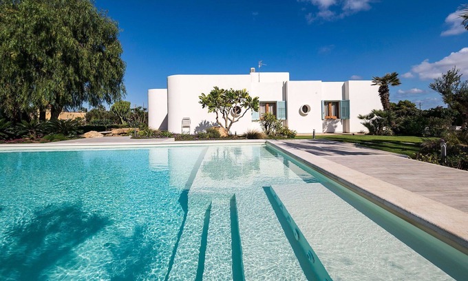 Nubia Villa | Beautiful private villa for 14 people with WIFI, A/C, private pool, TV, patio and panoramic view