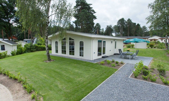 Susteren House | Beautiful private villa for 4 guests with pool, WIFI, TV, terrace and parking