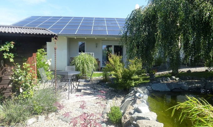 Willersdorf House | Beautiful property, vacation home, own sauna, edge of the forest, quiet location