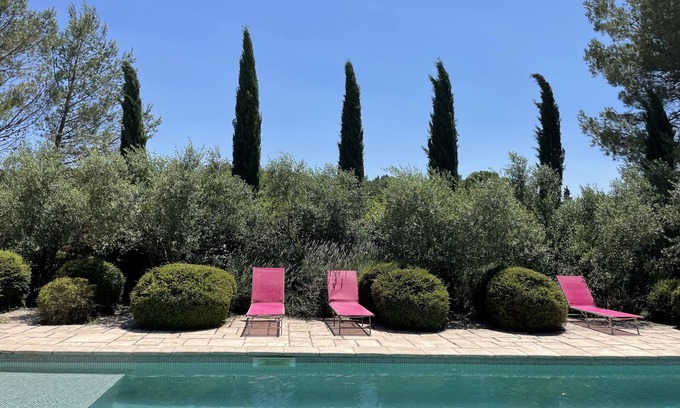 Gareoult House | Beautiful property 300m2, swimming pool and landscaped park 30mn from the sea
