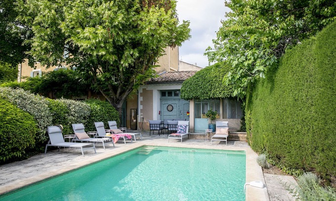 Villes-sur-Auzon House | Beautiful Provencal Bastide, 8 bedrooms, 20 beds, swimming pool, AC, wifi