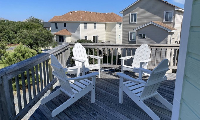 Ocean Sands House | Beautiful remodeled home! Close to the beach!