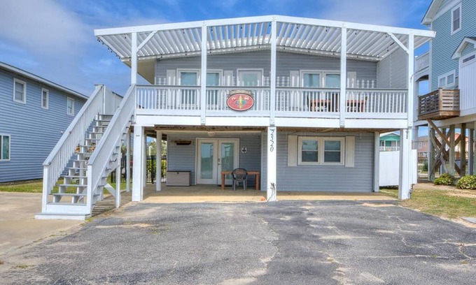 Long Beach House | Beautiful-Remodeled Duplex-2BR/1BA 2nd Row-Oceanview-Sleeps6
