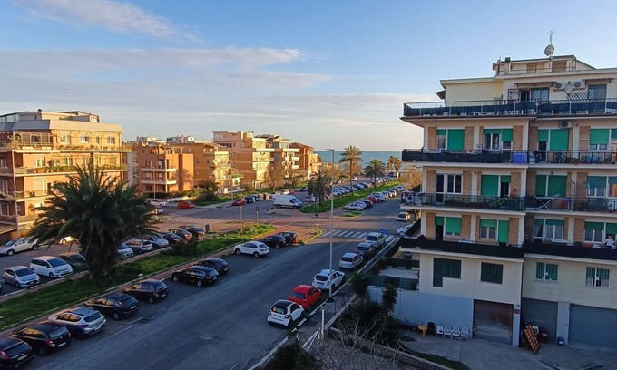 Quartiere XXXIII Lido di Ostia Ponente Apartment | Beautiful renovated apartment sea front in Ostia.