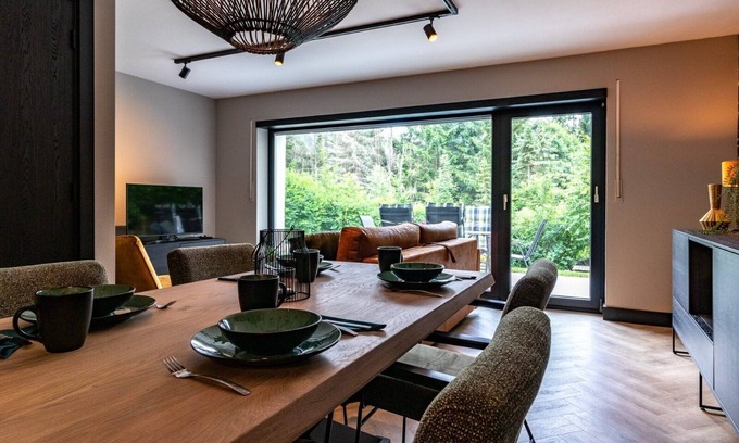 Glindfeld Apartment | Beautiful renovated apartment with garden near the Rothaargebirge