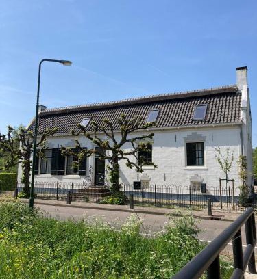 Ankeveen House | Beautiful renovated Farmhouse
