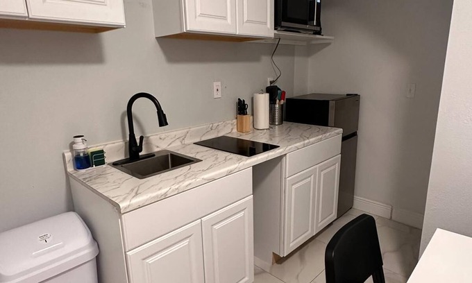 Port Tampa City Apartment | Beautiful retreat in the heart of Tampa