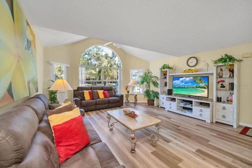 Royal Palm Bay House | Beautiful Royal Palm Bay Condo near Disney