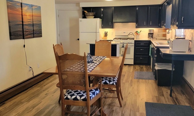 Lake City Cottage | Beautiful Sandy Lake Missaukee Access.walk out front door to beach