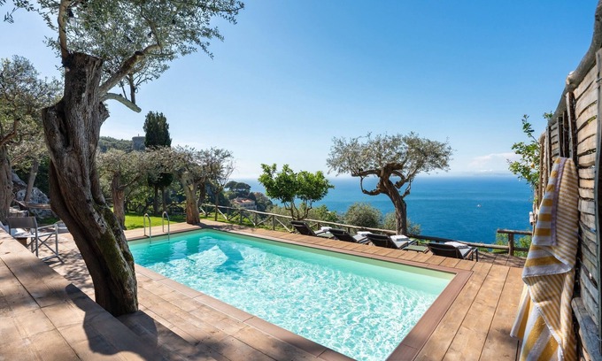 Schiazzano House | Beautiful sea view with swimming pool